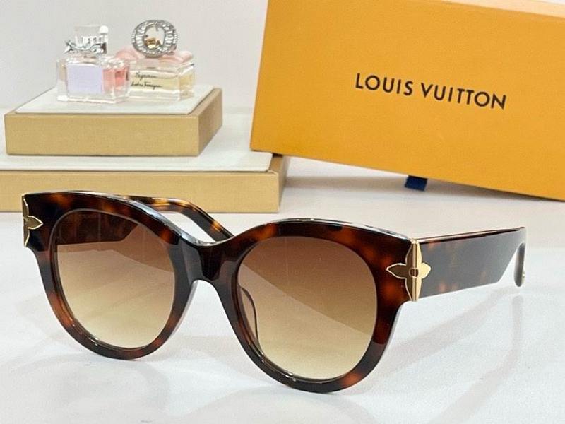 LV Sunglasses 135